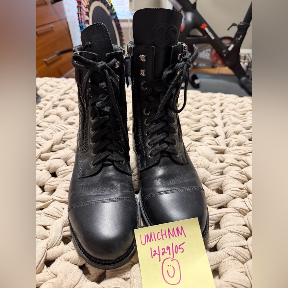 Authentic CHANEL Black Leather Combat Moto Boots size 42 US 11-11.5 Black